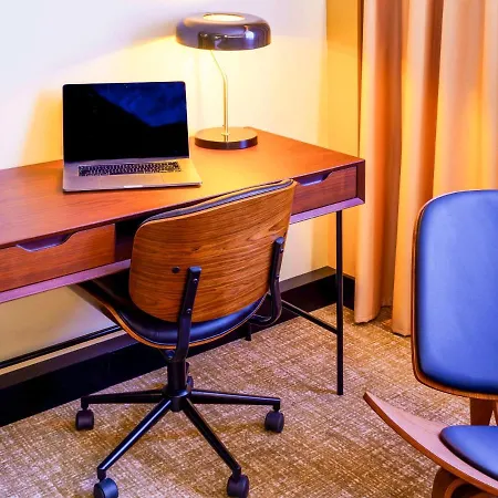 Novotel Nord Otel Avinyon
